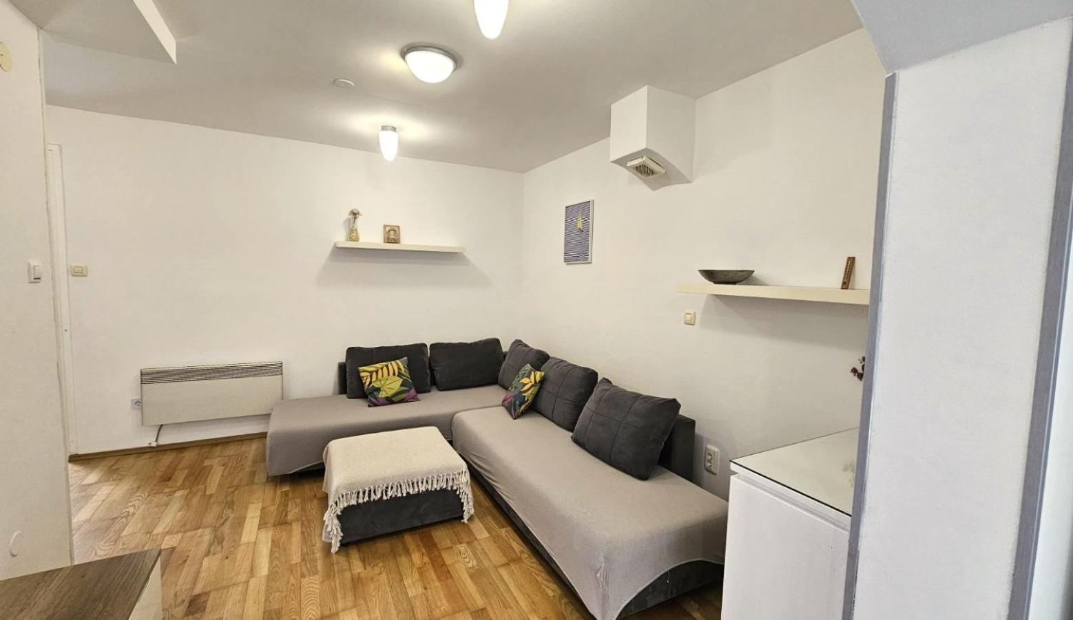 Apartment With Garden In Barbariga Kültér fotó